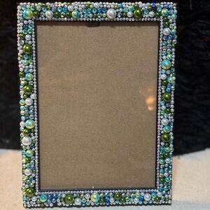 Elegant Green and Blue Beaded Photo Frame